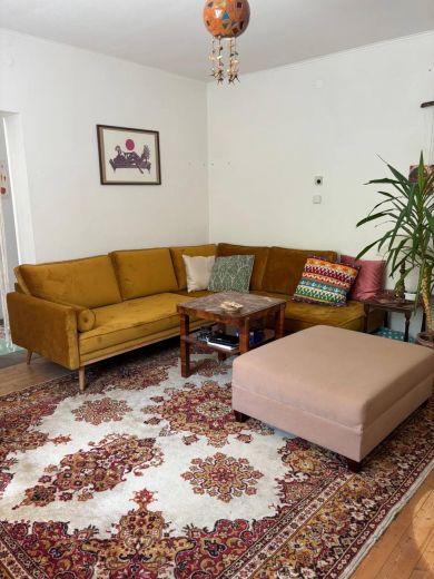 Wundersch&ouml;ne, gro&szlig;e Wohnung auf einem Burggel&auml;nde