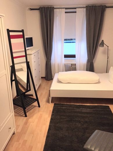 Modernes Apartment mit separater K&uuml;che in Bilk