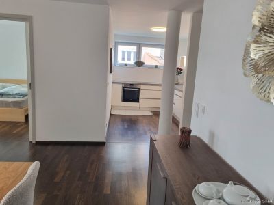 M&ouml;blierte 2-Zimmer-Wohnung mit Balkon in Rosenheim