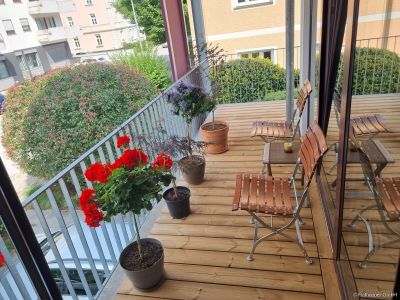 M&ouml;blierte 2-Zimmer-Wohnung mit Balkon in Rosenheim