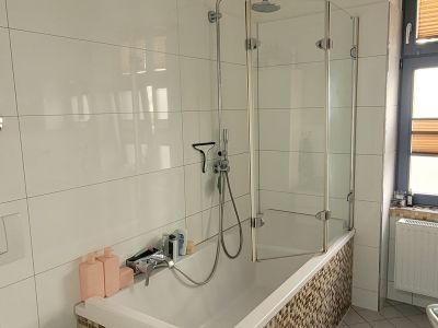*all inklusiv* M&ouml;blierte 3-Zimmer-Wohnung mit Garten zur Zwischenmiete (Sep 2026 &ndash; Juni 2027)