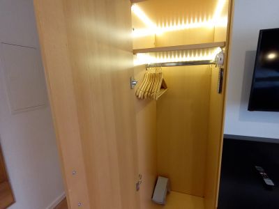 Stilvoll m&ouml;bliertes Studio in bester Lage K&ouml;ln Pesch