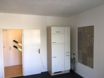 Moderne Bussiness-Wohnung mit 2 Schlafzimmern N&auml;he DBSchenker, HBF, Innogy, Theater!