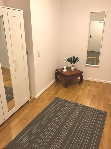 2 Zimmer-Wohnung in Heerdt