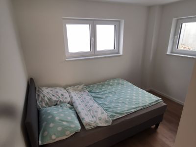 Moderne, vollm&ouml;blierte 2-Zimmer Wohnung in Heimsheim, ruhige und dennoch gute Lage an der A8