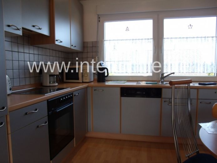 INTERLODGE Sch&ouml;ne, helle, komplett m&ouml;blierte Wohnung in ruhiger Wohnlage in Burgaltendorf.