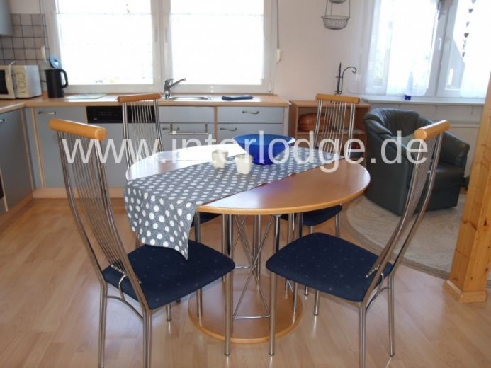 INTERLODGE Sch&ouml;ne, helle, komplett m&ouml;blierte Wohnung in ruhiger Wohnlage in Burgaltendorf.