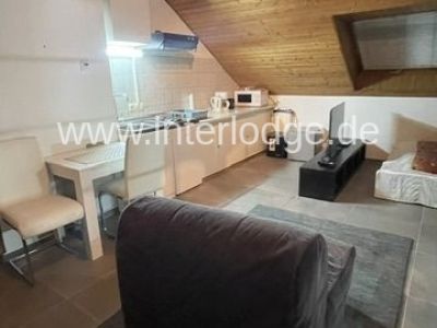 INTERLODGE Ratingen: Komplett m&ouml;bliertes Dachgescho&szlig;-Apartment mit Balkon