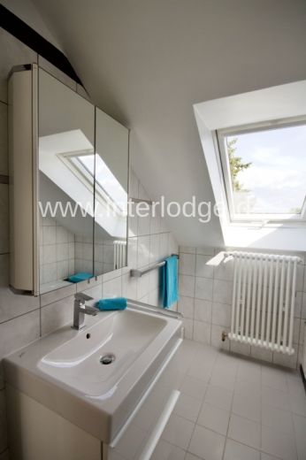 INTERLODGE M&ouml;bliertes Loft am Park und citynah in Neuss - Reuschenberg