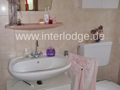 INTERLODGE F&uuml;r Pendler: Komplett m&ouml;bliertes Zimmer mit Kochm&ouml;glichkeit und Gartennutzung
