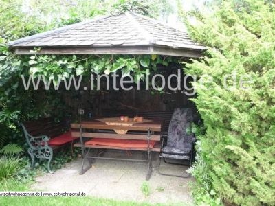 INTERLODGE F&uuml;r Pendler: Komplett m&ouml;bliertes Zimmer mit Kochm&ouml;glichkeit und Gartennutzung