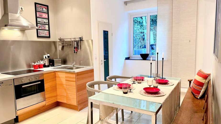 Wundersch&ouml;ne Wohnung in TOP-Lage Unterbilk/ Medienhafen