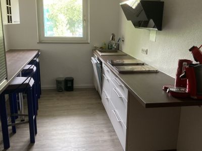 In Essen-R&uuml;ttenscheid m&ouml;blierte 4-Raum-Wohnung