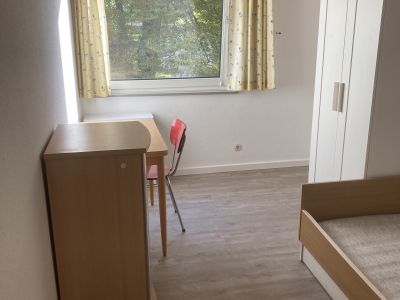 In Essen-R&uuml;ttenscheid m&ouml;blierte 4-Raum-Wohnung