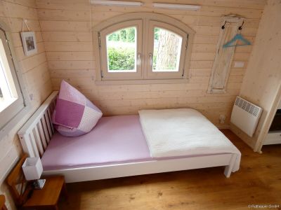 M&ouml;bliertes Apartment im Nachbau eines Nostalgiewagens in Rosenheim
