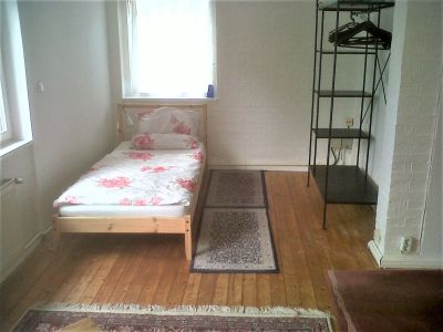 Gartenhaus - M&ouml;blierte 2-Zimmer Wohnung in Hermsdorf
