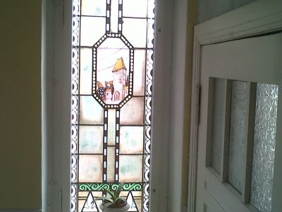 Gro&szlig;z&uuml;gige 4-Zimmer Villenetage / Etage de villa / Four-room upper floor
