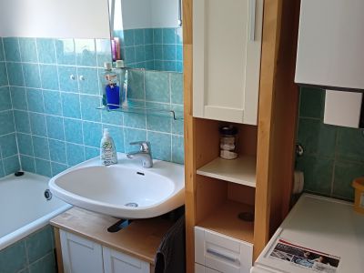 Sch&ouml;nes Zimmer mit Balkon nahe Airport Stuttgart