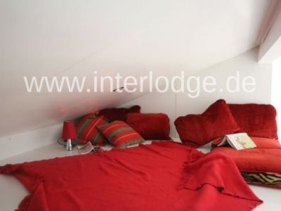 INTERLODGE M&ouml;blierte kleine Luxusvilla "Rosa II" mit Stellplatz und Gartennutzung in Neuss-Holzheim