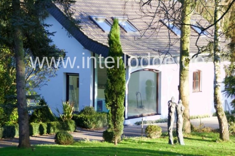 INTERLODGE freistehendes modern m&ouml;bliertes Haus,  2 Etagen mit Luxusausstattung, in Neuss-Holzheim