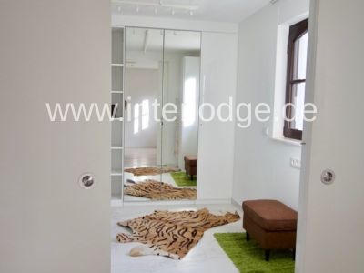 INTERLODGE freistehendes modern m&ouml;bliertes Haus,  2 Etagen mit Luxusausstattung, in Neuss-Holzheim