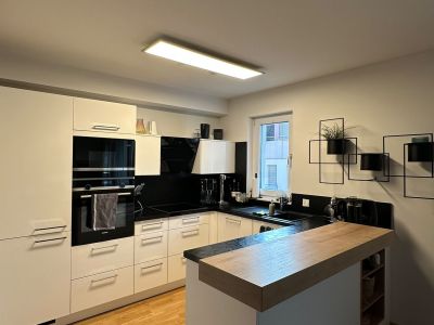 M&ouml;blierte 3-Zimmer Wohnung mit Balkon