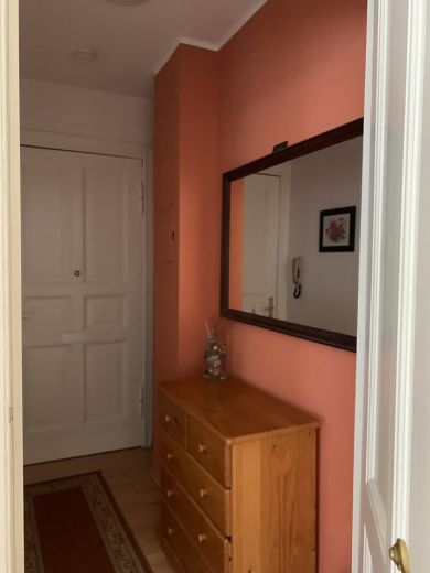 Helle Ein-Zimmer Wohnung in Berlin-Moabit befristet auf 6Monate ab August