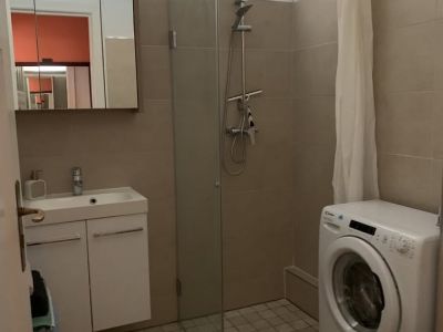 Helle Ein-Zimmer Wohnung in Berlin-Moabit befristet auf 6Monate ab August