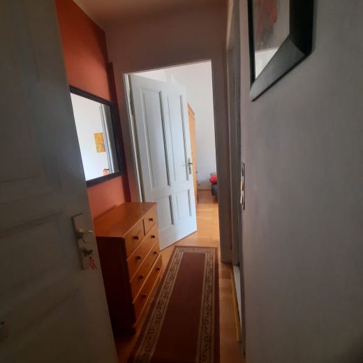 Helle Ein-Zimmer Wohnung in Berlin-Moabit befristet auf 6Monate ab August
