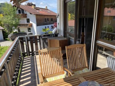 M&ouml;blierte 2-Zimmer-Wohnung mit Balkon in Bergen