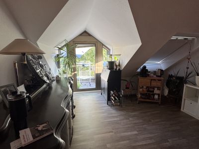 3-Zimmer-Wohnung zur Zwischenmiete in D&uuml;sseldorf Unterbach