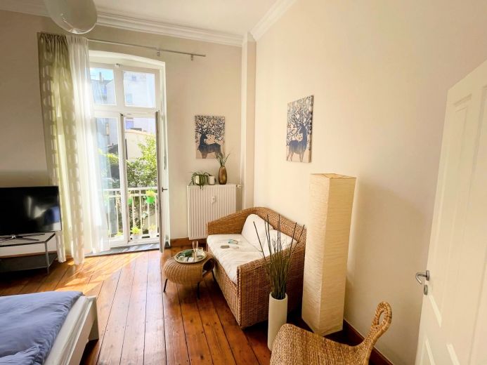 Sanierte Altbau-Wohnung in super Lage Unterbilk/Medienhafen