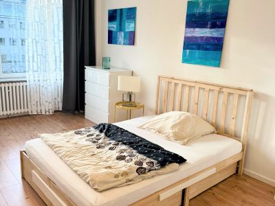 2-Zimmer Wohnung mit Balkon in Parallel-Stra&szlig;e zur K&ouml;nigsallee