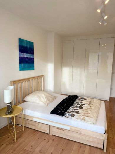 2-Zimmer Wohnung mit Balkon in Parallel-Stra&szlig;e zur K&ouml;nigsallee