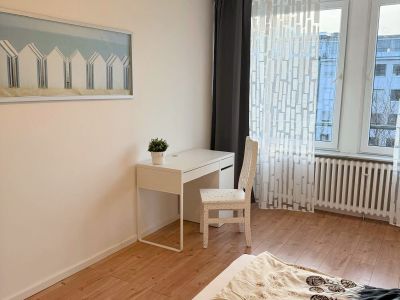 2-Zimmer Wohnung mit Balkon in Parallel-Stra&szlig;e zur K&ouml;nigsallee
