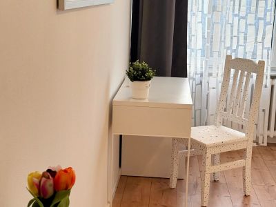 2-Zimmer Wohnung mit Balkon in Parallel-Stra&szlig;e zur K&ouml;nigsallee