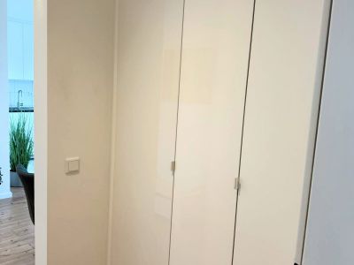 2-Zimmer Wohnung mit Balkon in Parallel-Stra&szlig;e zur K&ouml;nigsallee
