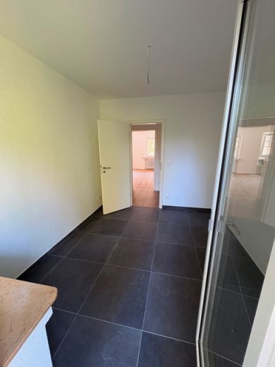 R&uuml;ttenscheider Stern! Sonnige 3 Zimmer Wohnung mit Balkon und Loggia - frisch renoviert -