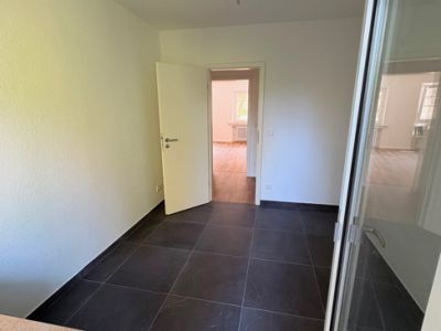 R&uuml;ttenscheider Stern! Sonnige 3 Zimmer Wohnung mit Balkon und Loggia - frisch renoviert -