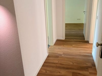 R&uuml;ttenscheider Stern! Sonnige 3 Zimmer Wohnung mit Balkon und Loggia - frisch renoviert -
