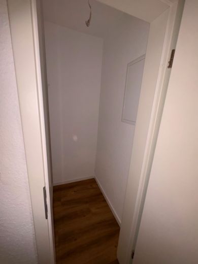 R&uuml;ttenscheider Stern! Sonnige 3 Zimmer Wohnung mit Balkon und Loggia - frisch renoviert -