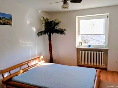 M&ouml;blierte 3-Zimmer-Wohnung in M&uuml;nchen-Aubing