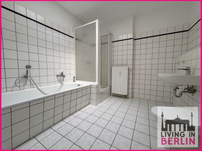 Gem&uuml;tliche Dachgeschosswohnung in Zehlendorf - Befristet!