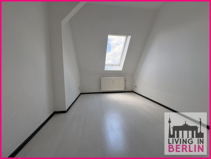 Gem&uuml;tliche Dachgeschosswohnung in Zehlendorf - Befristet!