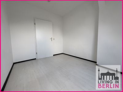 Gem&uuml;tliche Dachgeschosswohnung in Zehlendorf - Befristet!