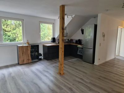 Ruhige Wohnung am Wald mit guter Verkehrsanbindung