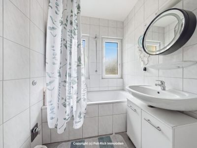 GEM&Uuml;TLICH: Helle 2-Zimmer-Wohnung in ruhiger Lage von Karlsruhe-Knielingen