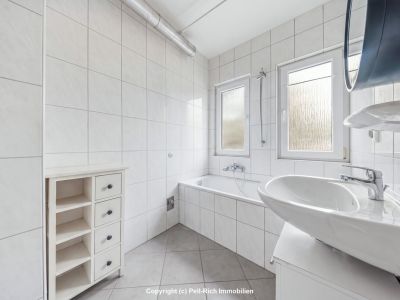 GEM&Uuml;TLICH: Helle 2-Zimmer-Wohnung in ruhiger Lage von Karlsruhe-Knielingen
