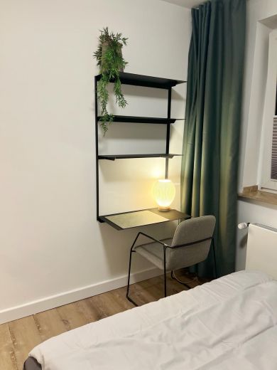 Stilvolles Ambiente, Zentrale Lage: Ihr neues Zuhause in einer luxuri&ouml;s sanierten Wohnung