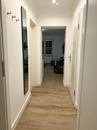 Stilvolles Ambiente, Zentrale Lage: Ihr neues Zuhause in einer luxuri&ouml;s sanierten Wohnung